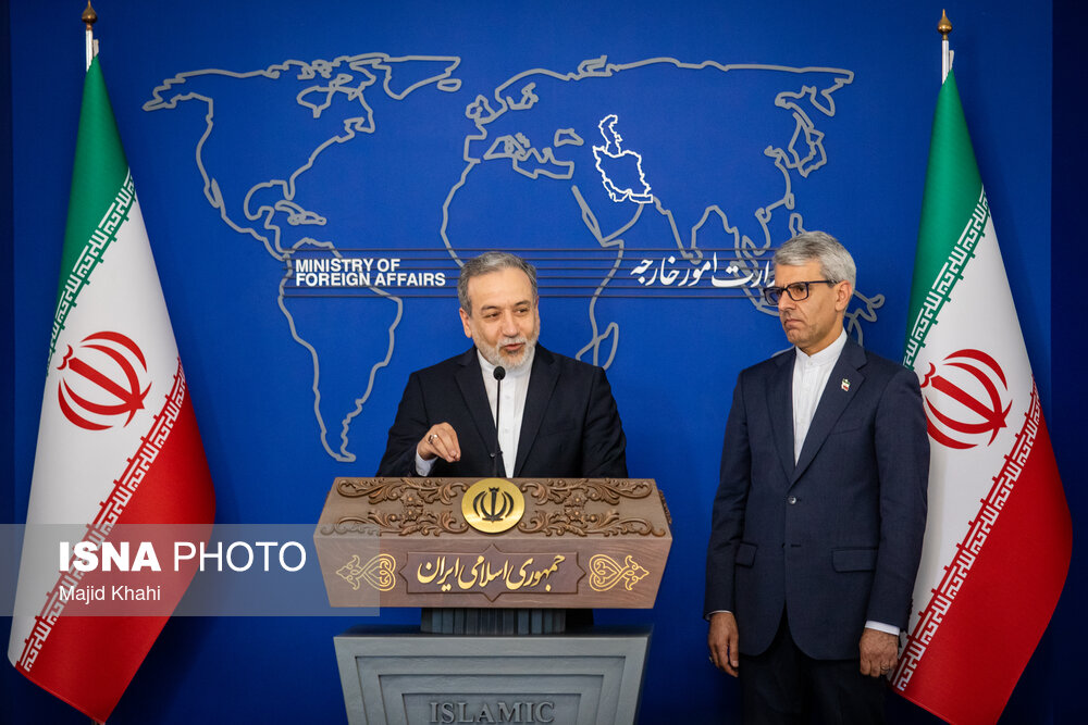 عکس/ نشست خبری سخنگوی وزارت امور خارجه با حضور عراقچی