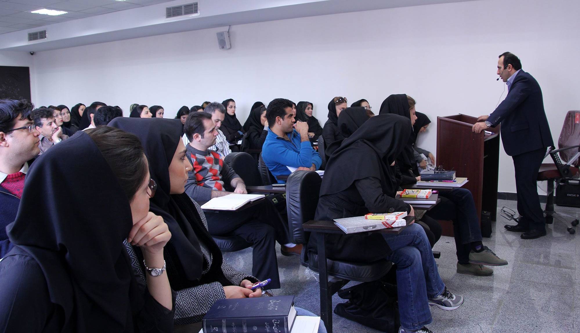 تمامی امتحانات معوق دانشگاهها حضوری برگزار میشود
