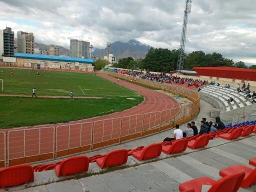 آغاز استانداردسازی استادیوم آزادی کرمانشاه