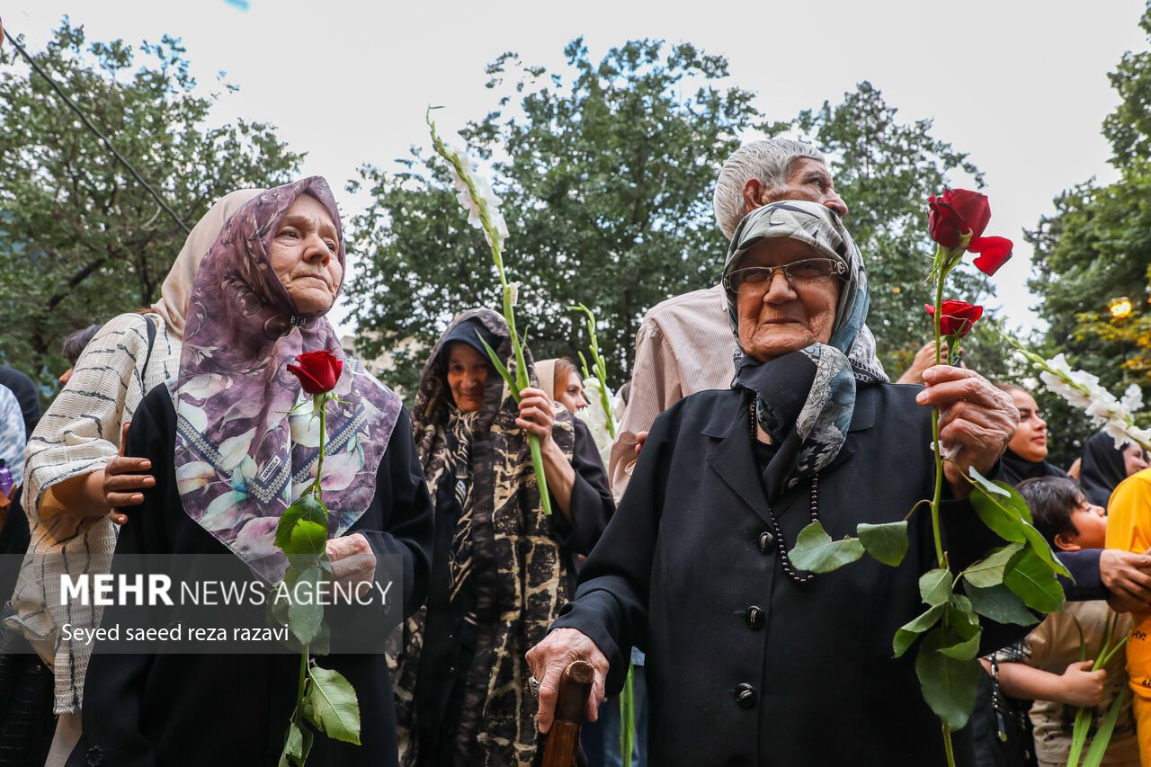 عکس/ گردهمایی مردمی یادبود ۴۷ کودک شهید