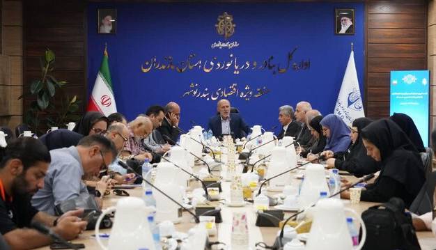 آغاز فعالیت یک فروند کشتی مسافربری در بندر نوشهر
