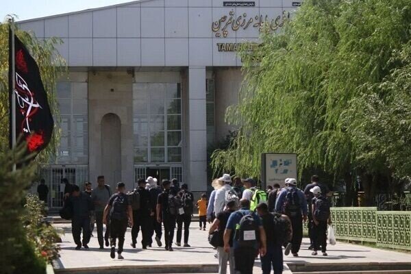 ایستایی کمتر از ۵ دقیقه‌ی زائران در پایانه تمرچین