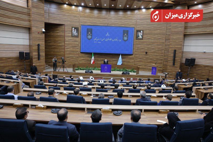 تصاویری از دیدار کارکنان دستگاه قضایی خراسان شمالی با رئیس عدلیه