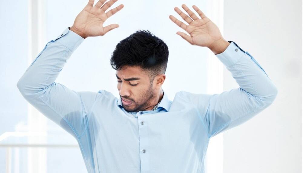 چه گیاهانی به کاهش بوی عرق کمک میکنند؟