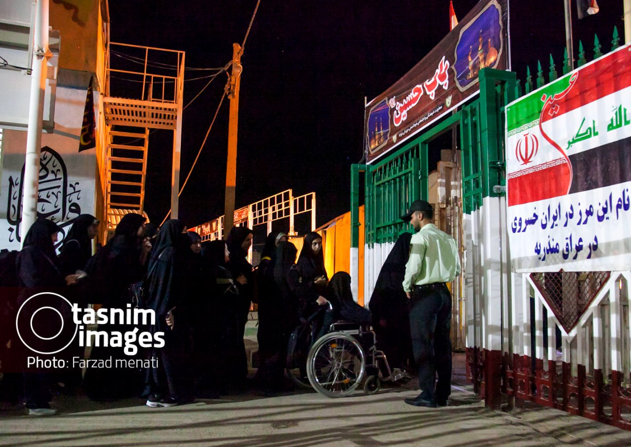 عبور شبانه زائران اربعین از مرز خسروی