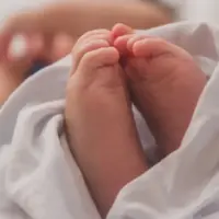 نوزاد چهارم خانواده جغینی در آمبولانس به دنیا آمد