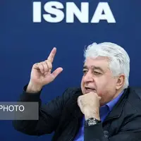 حسین شمس: شگفتی پشت شگفتی در حال رقم خوردن است