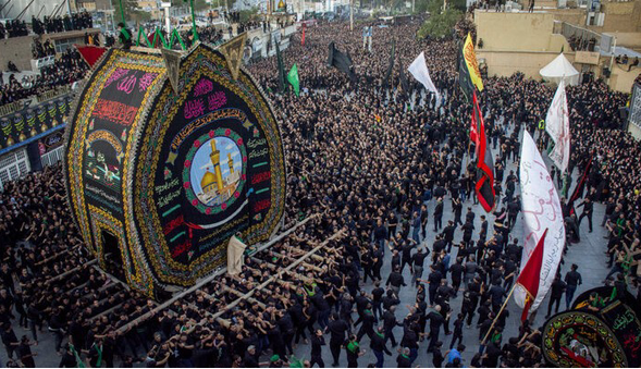 نخل قدیمی حسینیه بعثت یزد مرمت میشود