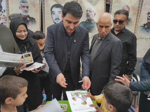 عکس/ بازدید میدانی استاندار کردستان از خدمات‌رسانی به زائران در مرز باشماق
