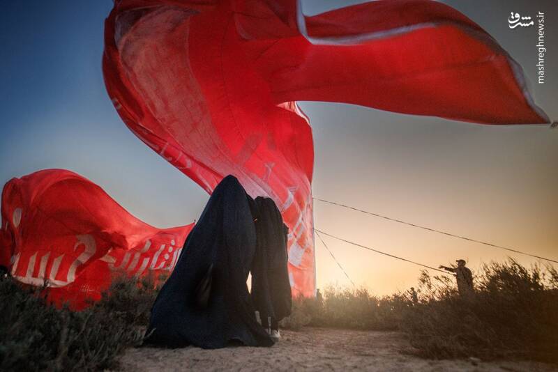 زیر لواء حضرت عباس(ع) و حضرت زینب(س) پیش به سوی کربلا