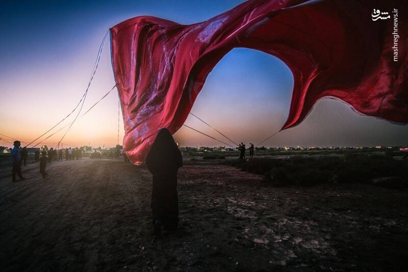 زیر لواء حضرت عباس(ع) و حضرت زینب(س) پیش به سوی کربلا