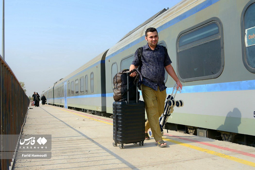 انتقال رایگان زائران با ریل‌باس از خرمشهر به شلمچه  