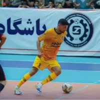گلزنی مدافع سابق تیم ملی از زمین خودی با ضربه سر!