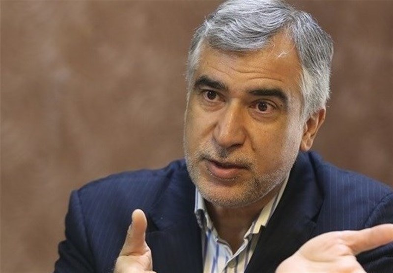 پاسخ عجیب ظهره‌وند به سوالی درباره موشک خرمشهر ۵: در فضای مجازی دیدم!