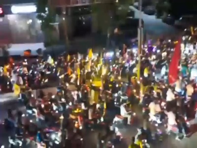 تصاویر تظاهرات گسترده حامیان حزب الله علیه مصوبه دولت لبنان