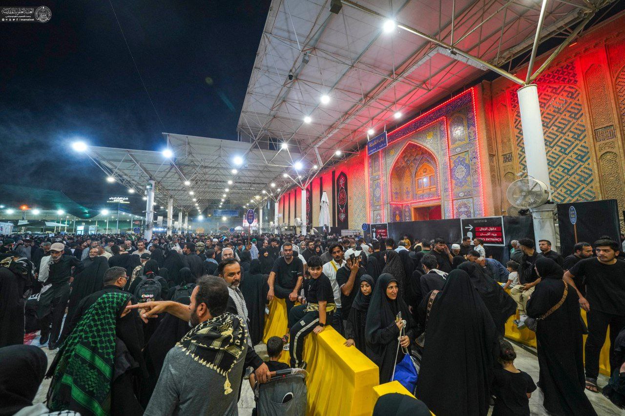 عکس/ حضور میلیونی زائران اربعین در حرم مطهر مولای متقیان 