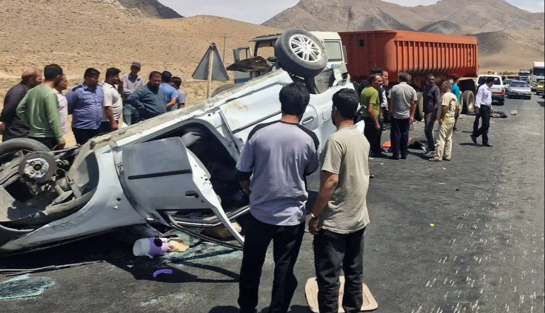 تصادف در محور سفید دشت _زرین شهر با دو فوتی