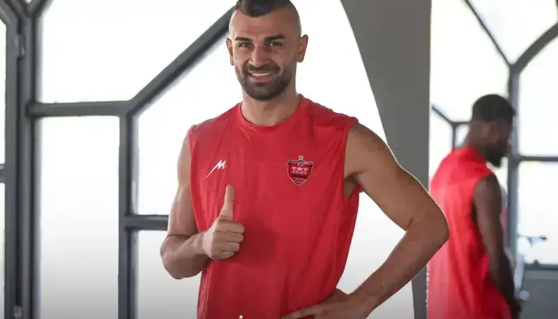 سردار دورسون وارد باشگاه پرسپولیس شد