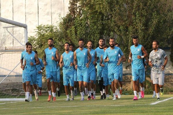 درآمدزایی هلدینگ برای استقلال؛ سه کشتی باری در اختیار باشگاه