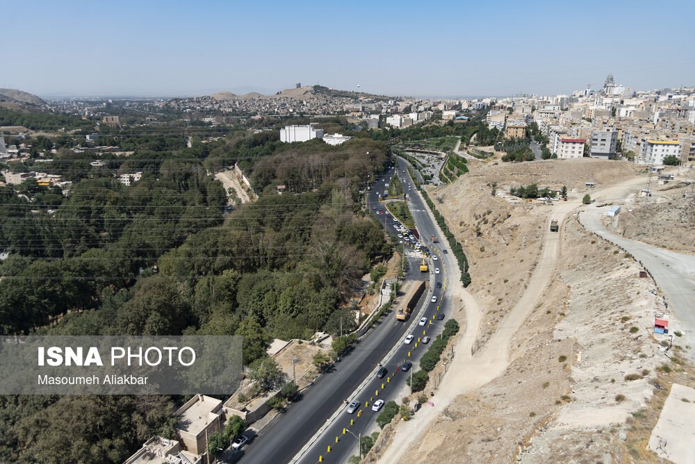 بازدید وزیر نیرو از خط انتقال آب سد طالقان به البرز و تهران
