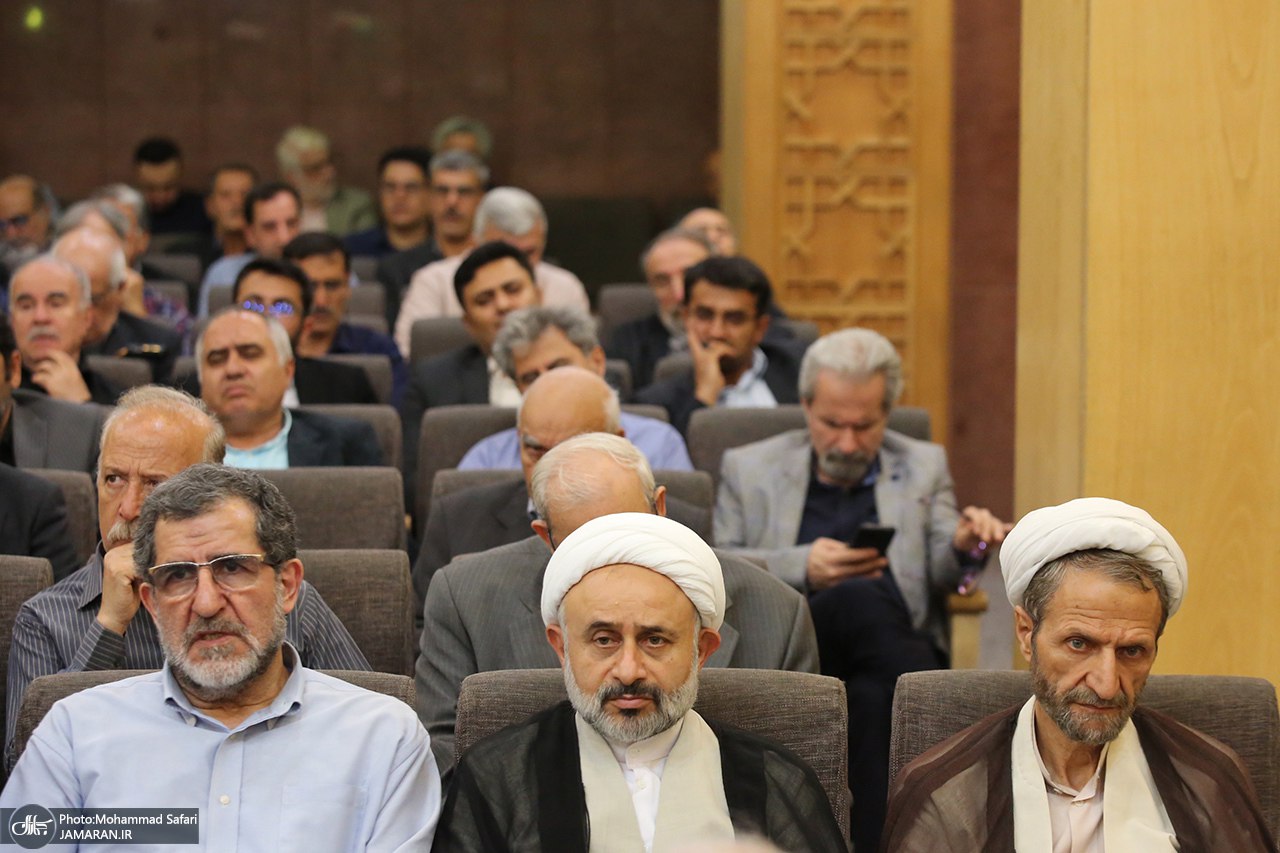 عکس/ مراسم بزرگداشت خواهر هادی خانیکی