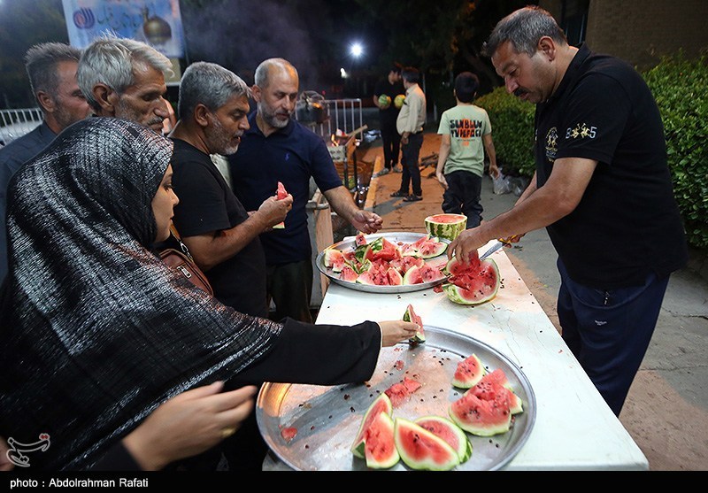 موکب‌های پذیرایی از زوار اربعین حسینی در همدان