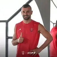 سردار دورسون وارد باشگاه پرسپولیس شد