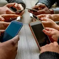 واردات تجاری موبایل ۲۵ درصد افت کرد