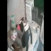 واکنش سریع مرد هندی مقابل دزدان 