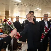 پزشکیان: با همین مردم، به حول و قوه الهی بر تمام مشکلات فائق خواهیم آمد