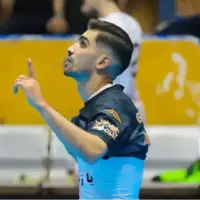 پای سالنی باز گل‌ساز اصفهانی‌ها به گلزنی باز شد