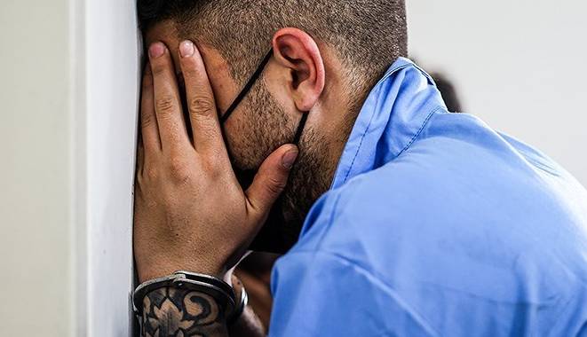 سردسته باند بزرگ سرقت مسلحانه: مادرم فکر میکرد تو تهران کارگری میکنم