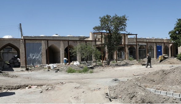 پروژه حفاظتی و مرمتی سرای زنجیرلور بازار اردبیل انجام میشود