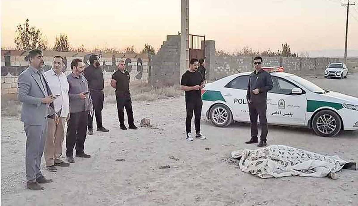 قتل پدر جلوی چشم دختربچههایش به خاطر چند دانه آلو!