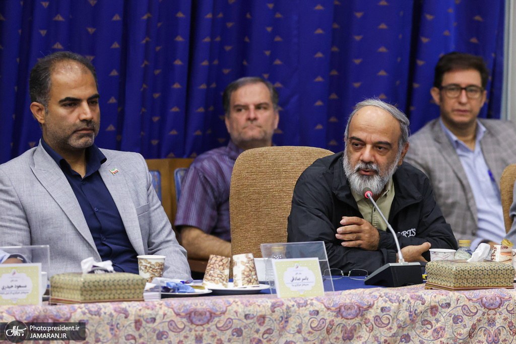 عکس/ دیدار مدیران رسانه ها با مسعود پزشکیان رییس جمهوری 