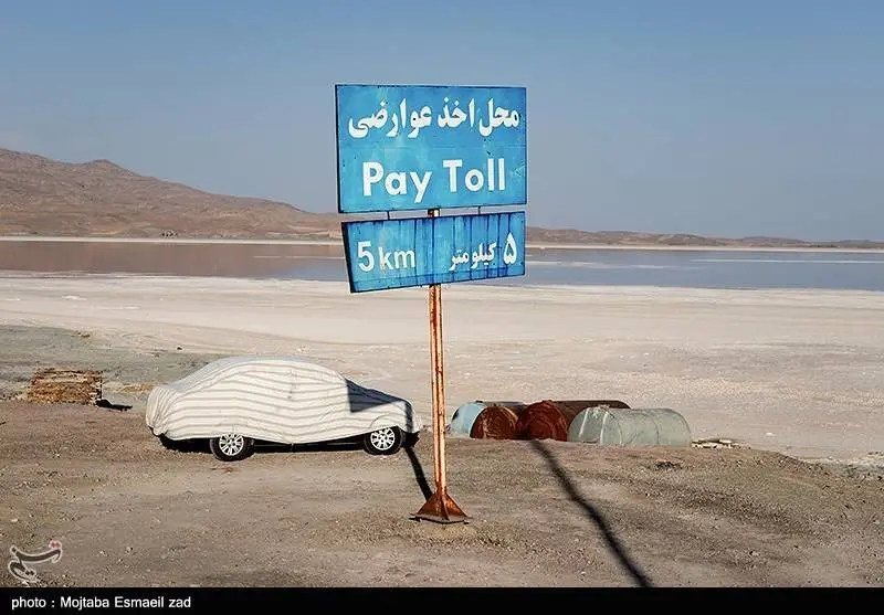 عکس/ دریاچه ارومیه در آستانه مرگ کامل