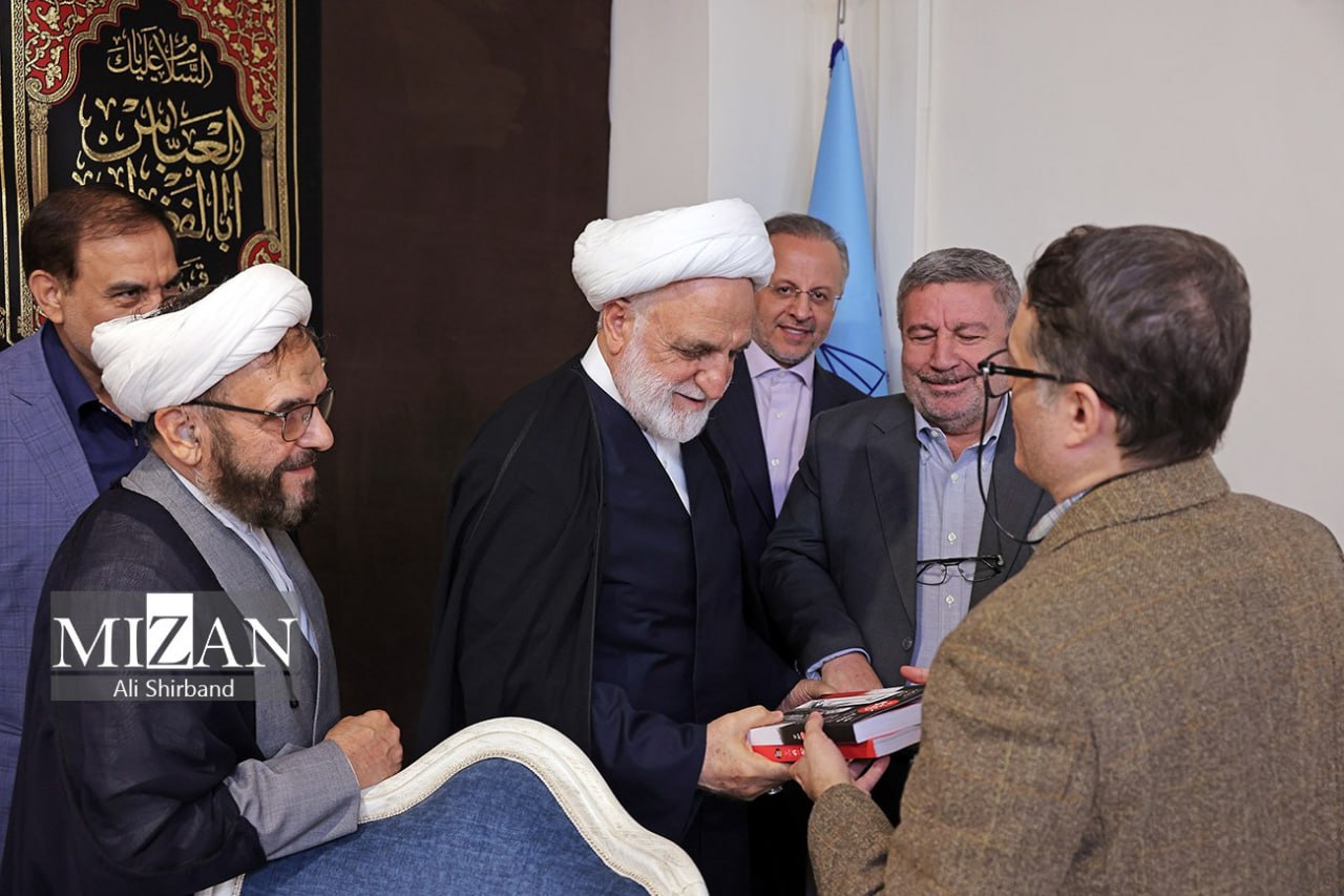  دیدار رئیس قوه قضاییه با جمعی از اصحاب رسانه
