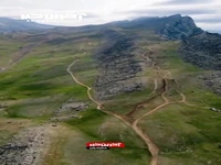 منظره دیدنی مرز بین بیابان و جنگل