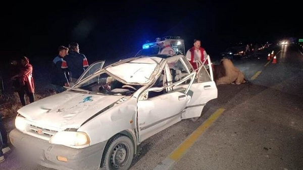 دو سانحه رانندگی در محورهای آبادان یک کشته و ۹ مصدوم داشت