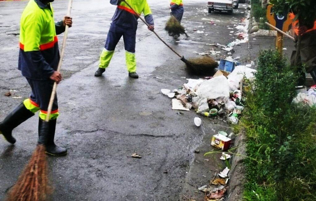 کمبود پاکبان داریم؛ جمعآوری زبالههای پایتخت با اجرای طرح جدید