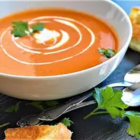 طرز تهیه سوپ گوجه فرنگی ایتالیایی یکی از ۱۰ سوپ برتر دنیا