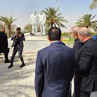 حضور لاریجانی در محل شهادت حاج قاسم 