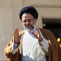 سید محمود علوی به دلیل سکته مغزی در بیمارستارن بستری شد