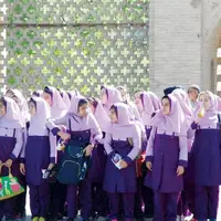 کلاس‌هـــای ۲۰۰ میلیون تومانی