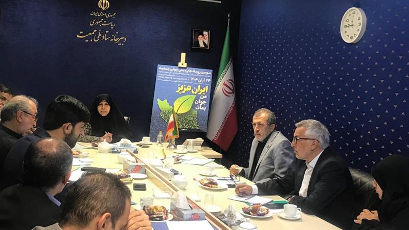 مسئله جمعیت با دستور و بخشنامه پیش نمی‌رود