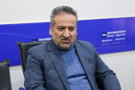 نماینده مجلس: باید دیپلماتها را به شمشیر نظامی و اقتدار داخلی مسلح کنیم
