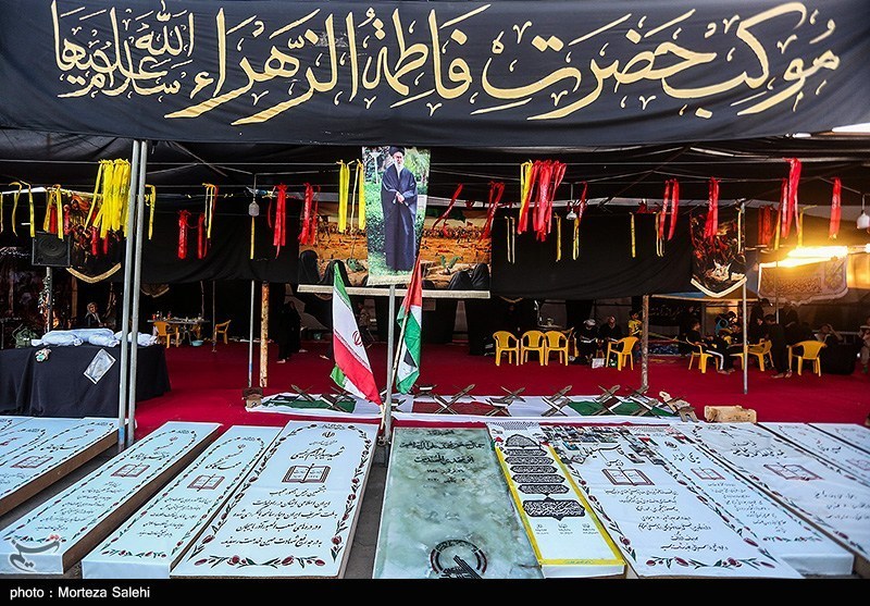 عکس/ پیاده روی زائران اربعین حسینی در مسیر نجف به کربلا