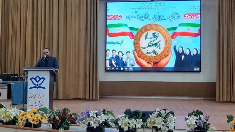راهیابی ۱۱۸ اثر دانشآموزی البرز به جشنواره نوجوان خوارزمی