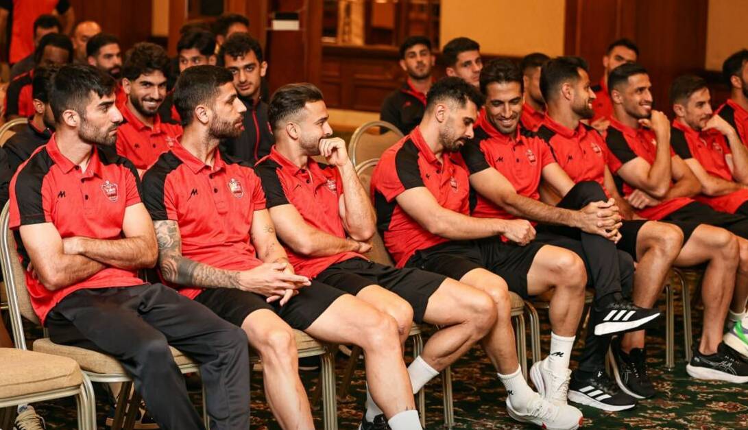 واکنش جالب ستاره پرسپولیس به قرار گرفتن در لیست مازاد؛ جایی نمی‌روم!