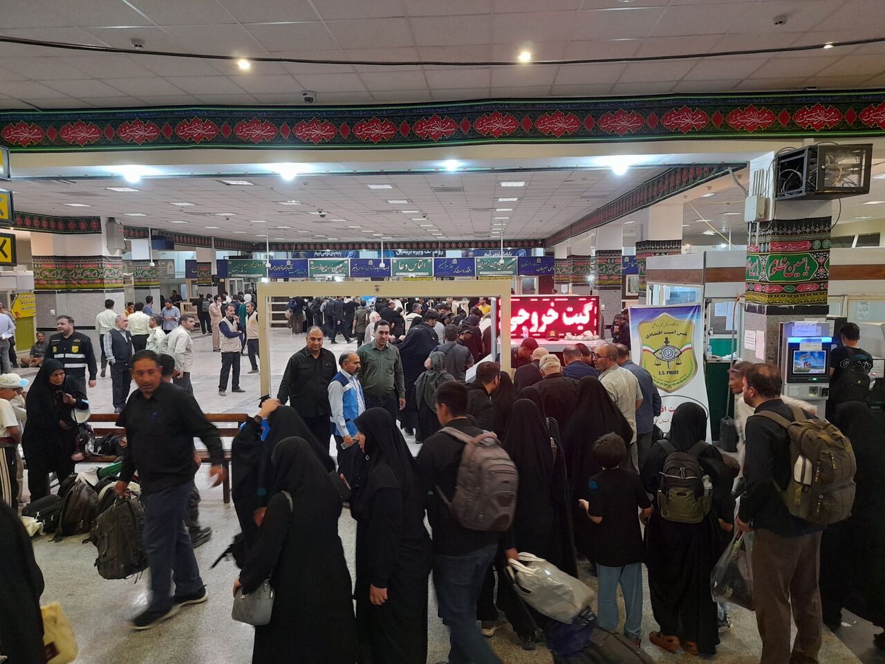 حدود ۶۷۰ هزار زائر اربعین از مرز خسروی تردد کردند